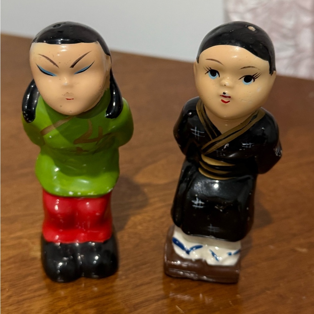 Oriental Kids S & P Shakers